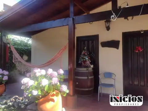 Hotel Buenos Aires: Montevideo N° 259 - Mar de Ajó - H604