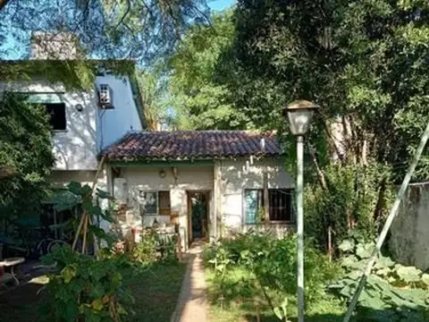 Casa en Venta en Castelar Sur, USD 144.000