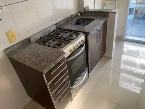 Tomás A. Le Bretón 5000
