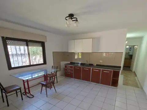 Departamento en Alquiler con 1 cocheras