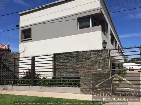 Venta de duplex en Moreno Centro