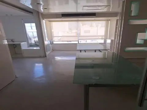 OFICINA/ EXCELENTE ESTADO