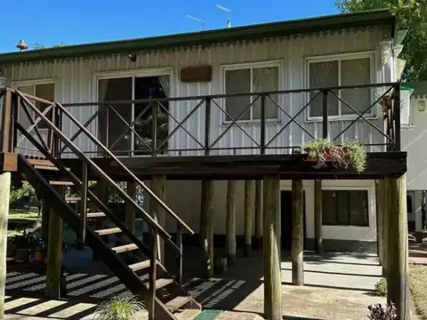 Canal Gobernador José Inocencio Arias, Dique Luján, Provincia de Buenos Aires, Argentina
