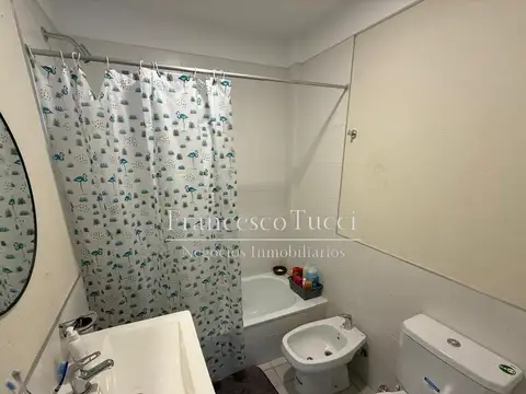 Casa 2 ambientes con 1 baño