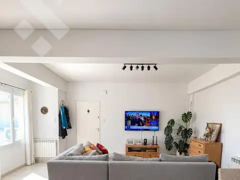 Departamento 4 ambientes con 2 baños