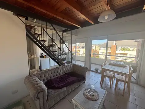 Avenida de los lagos 6500