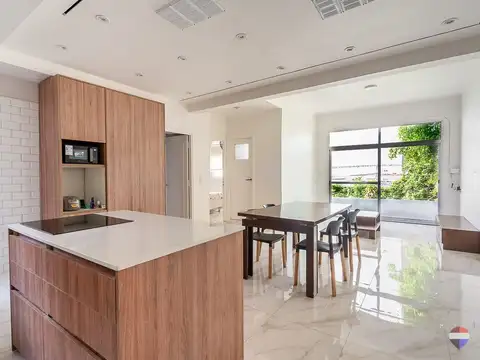 Depto Tipo Casa en Alquiler de 3 ambientes