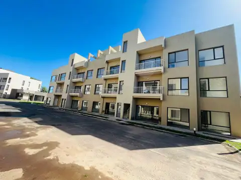 Departamento en Alquiler en Los Polvorines, $ 730.000