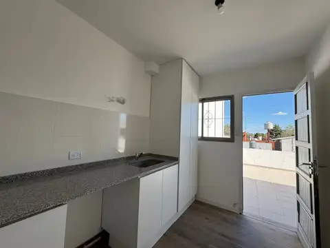 Departamento 4 ambientes con 2 baños