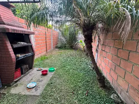 Depto Tipo Casa en Venta de 3 ambientes