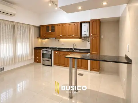 ALQUILER AMPLIO LOCAL COMERCIAL CON PARQUE EN MATADEROS