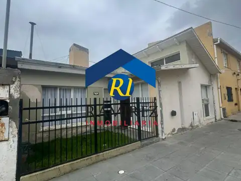 CASA EN VENTA - SANTA CRUZ - RIO GALLEGOS - AVENIDA DE LOS INMIGRANTES al 700