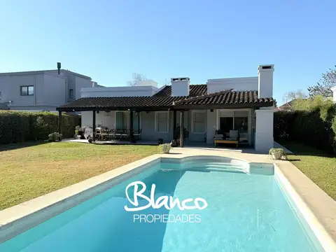 Casa  en Venta en Los Sauces, Pilar, G.B.A. Zona Norte