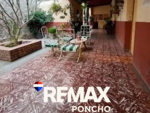 SE VENDE CASA CÉNTRICA, 7 AMBIENTES EN CATAMARCA
