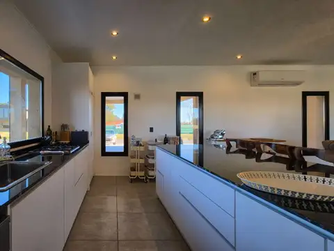 VENTA DE CASA EN AREA 60 - LA VICTORIA