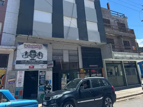 J C CHIOZZA 1800