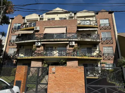Departamento dos ambientes en Haedo centro!
