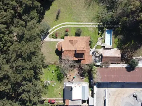 Quinta en Venta en 9 de Abril, USD 270.000