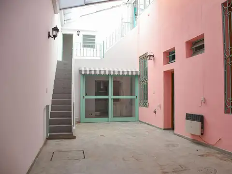 Depto Tipo Casa en Venta de 5 ambientes