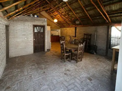 Casa en Venta en Ángel Gallardo, USD 70.000