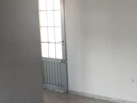 Departamento en Alquiler en Liniers, $ 610.000