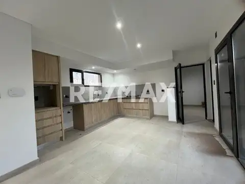 Depto Tipo Casa en Venta de 5 ambientes