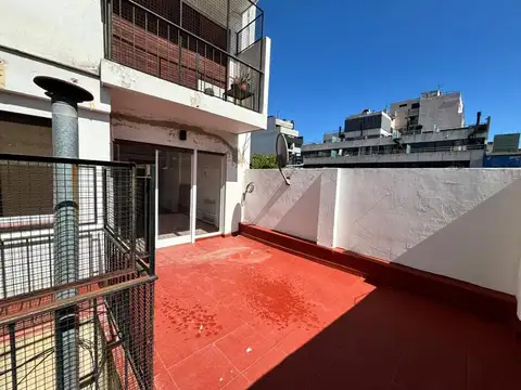 4 AMB. CON DEP. CON TERRAZA PROPIA!