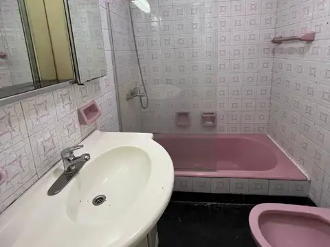 Depto Tipo Casa en Alquiler 40 años