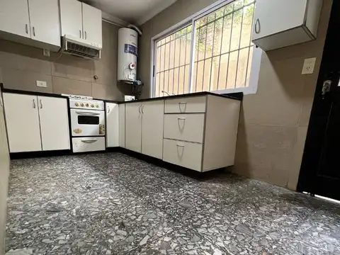 Depto Tipo Casa en Alquiler de 2 dormitorios