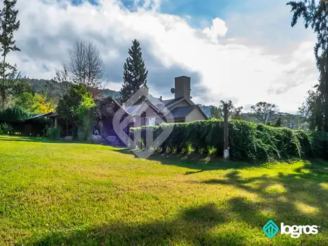 Casa 5 ambientes con 2 baños