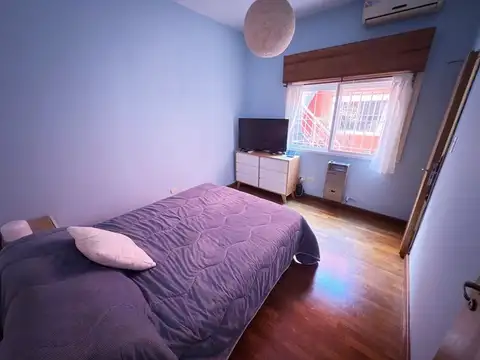 Depto Tipo Casa 4 ambientes con 2 baños