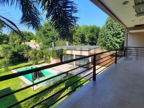 134 entre 417 y 418 1000, Piso 0
