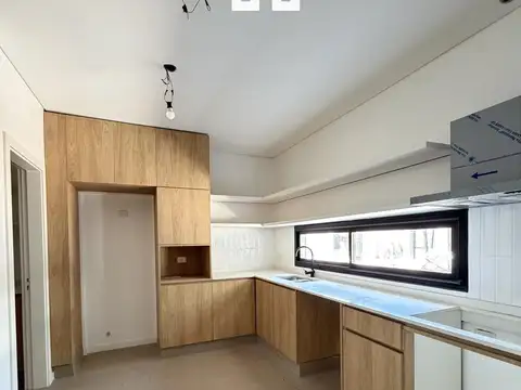 Casa 3 ambientes con 2 baños