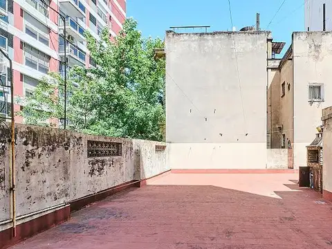 Depto Tipo Casa en Venta al Este