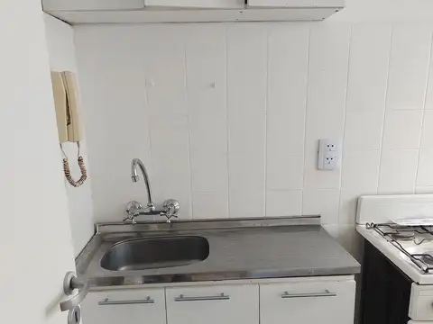 Departamento en Alquiler en Colegiales, $ 550.000