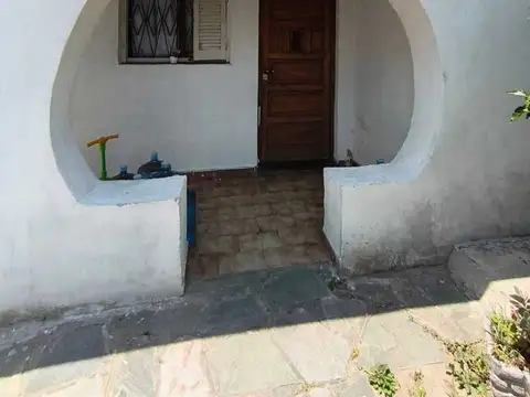 Casa en Venta en Martínez, USD 165.000