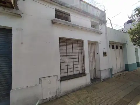 Manuel A. Fresco 700