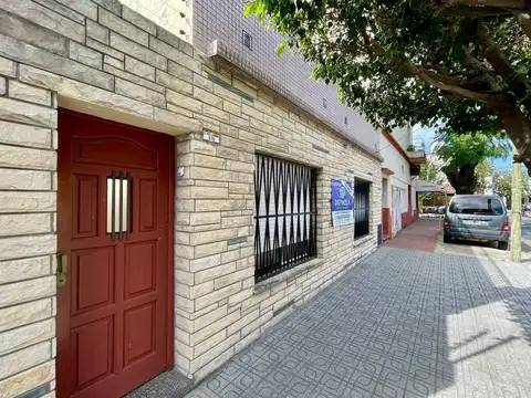 carlos pellegrini al 900