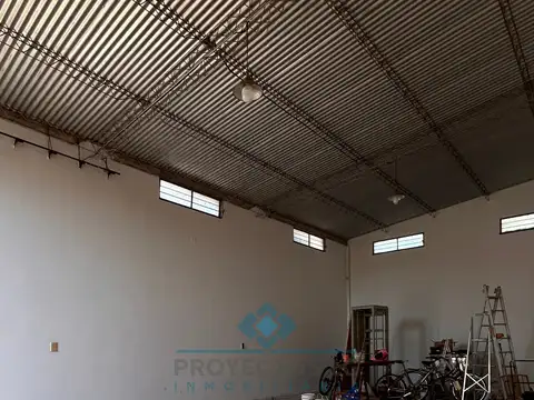 Local en Alquiler en Colonia Caroya, $ 600.000