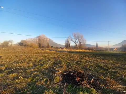 Cerca del Laberinto Patagonia, Terreno El Hoyo