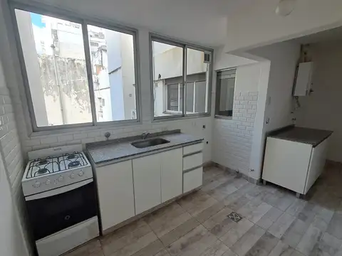 Semipiso de 3 Ambientes con Baulera en Ubicación Estratégica