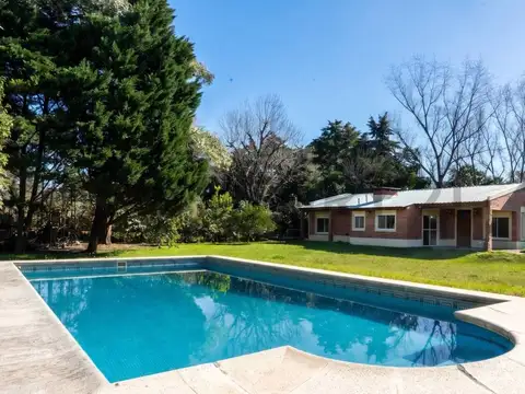 Venta Casa 5 ambientes Exaltacion de la Cruz - Parque Jularo