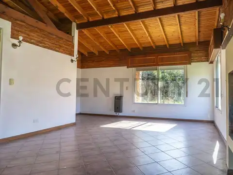 Casa en Venta con 1 cochera
