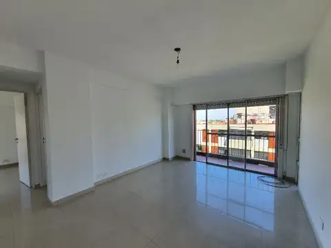Departamento en Alquiler en Acassuso Vias  /  Santa Fe, $ 800.000
