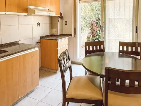 Paraguay 1300, Piso 00