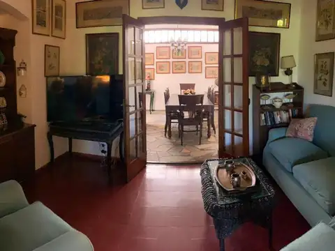 Casa en Alquiler Temporal con 1 cochera