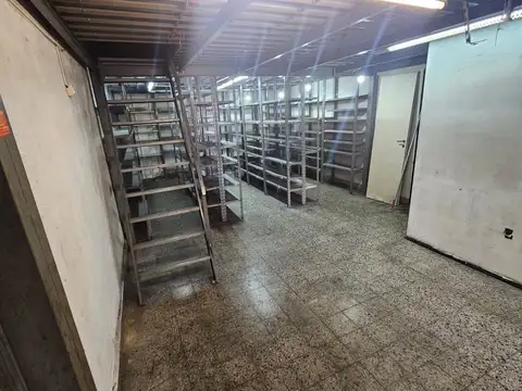 Local en Alquiler en Villa Urquiza, $ 1.500.000