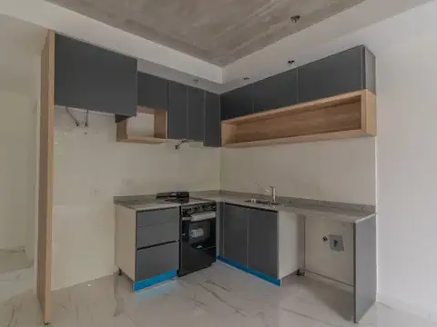 Avenida Benito Pérez Galdós 3600, Piso 2