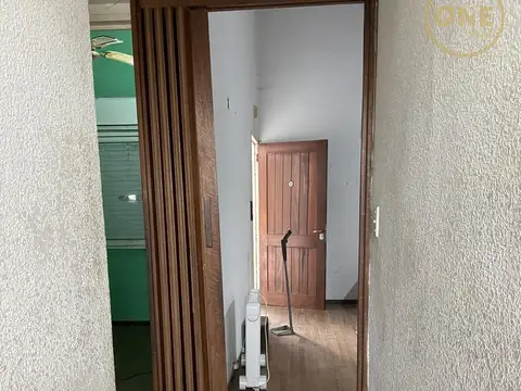 Casa en Alquiler con 2 cocheras