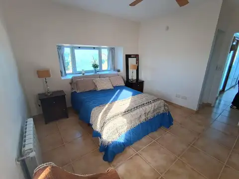 Casa en Venta con 5 cocheras